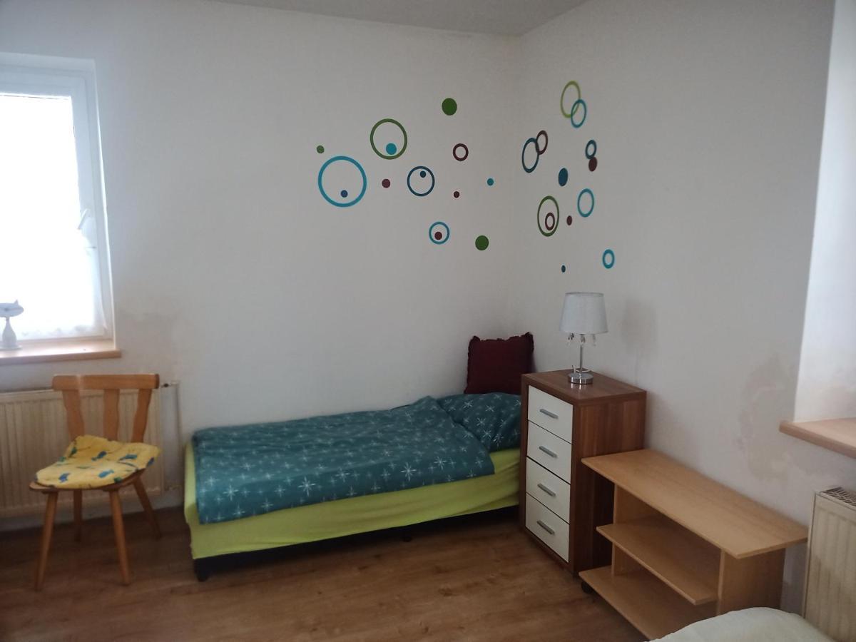 Na Cervene Louce Apartman Cheb Apartment Bagian luar foto
